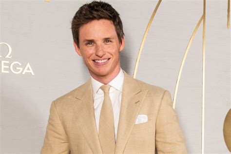 eddie redmayne burberry|newt scamander actor eddie redmayne.